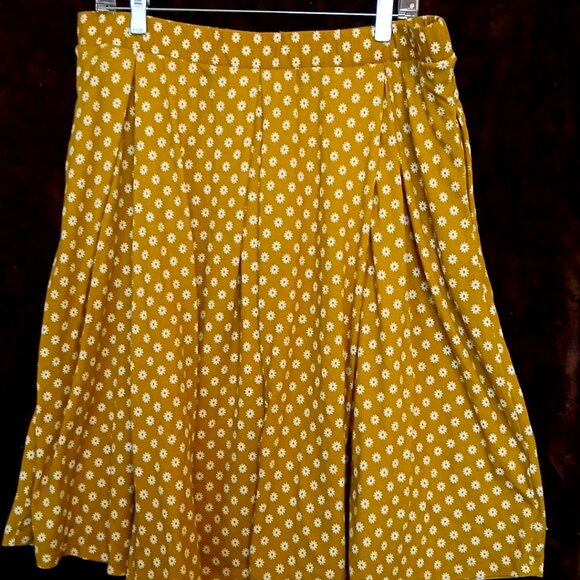 Lularoe Madison Skirt - Size 2XL - Picture 1 of 4